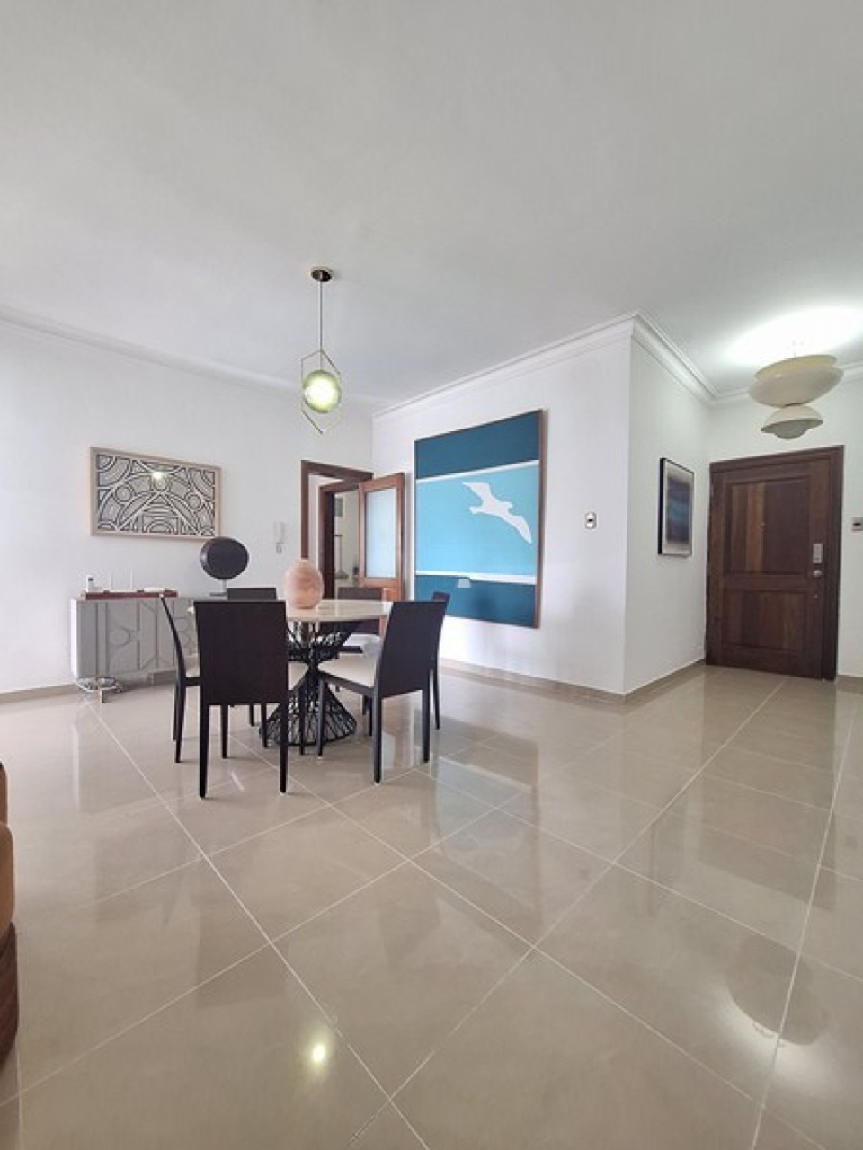 Dining and foyer area